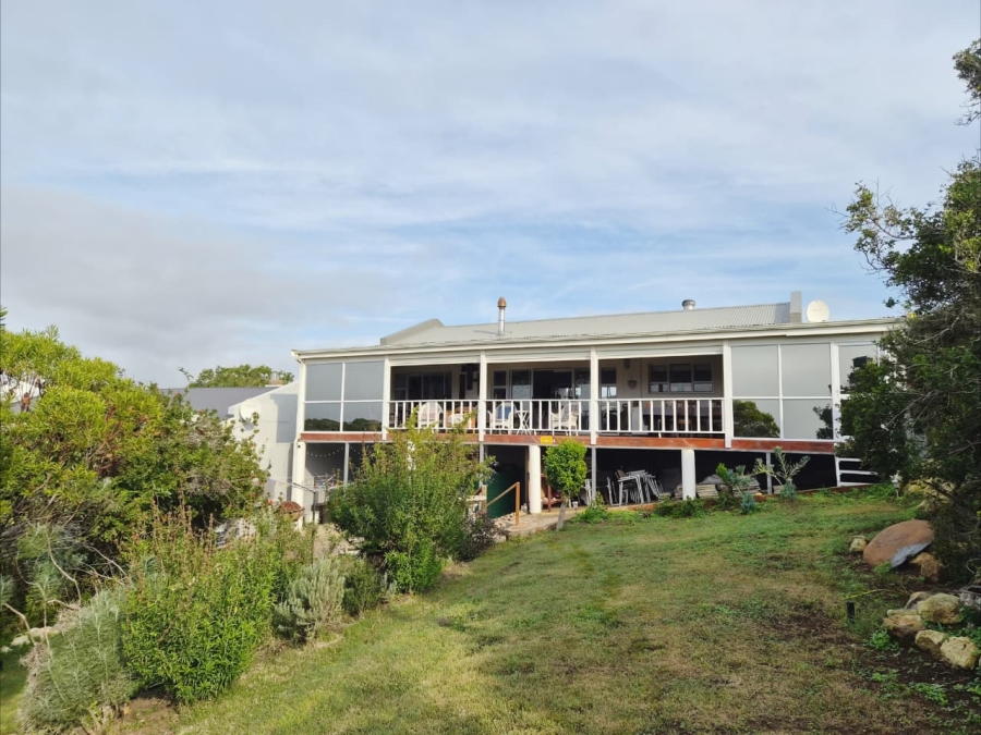 4 Bedroom Property for Sale in Stilbaai Wes Western Cape